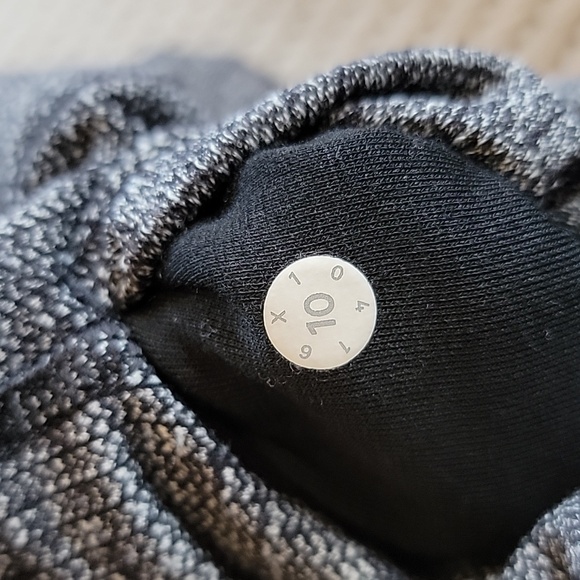 Lululemon Women's High-Rise Pant - Picture 3 of 8